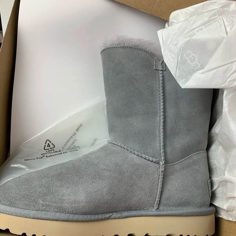 Ugg Bailey Buckle Classic Short Winter Boots Gray Women’s Size 7 NWB